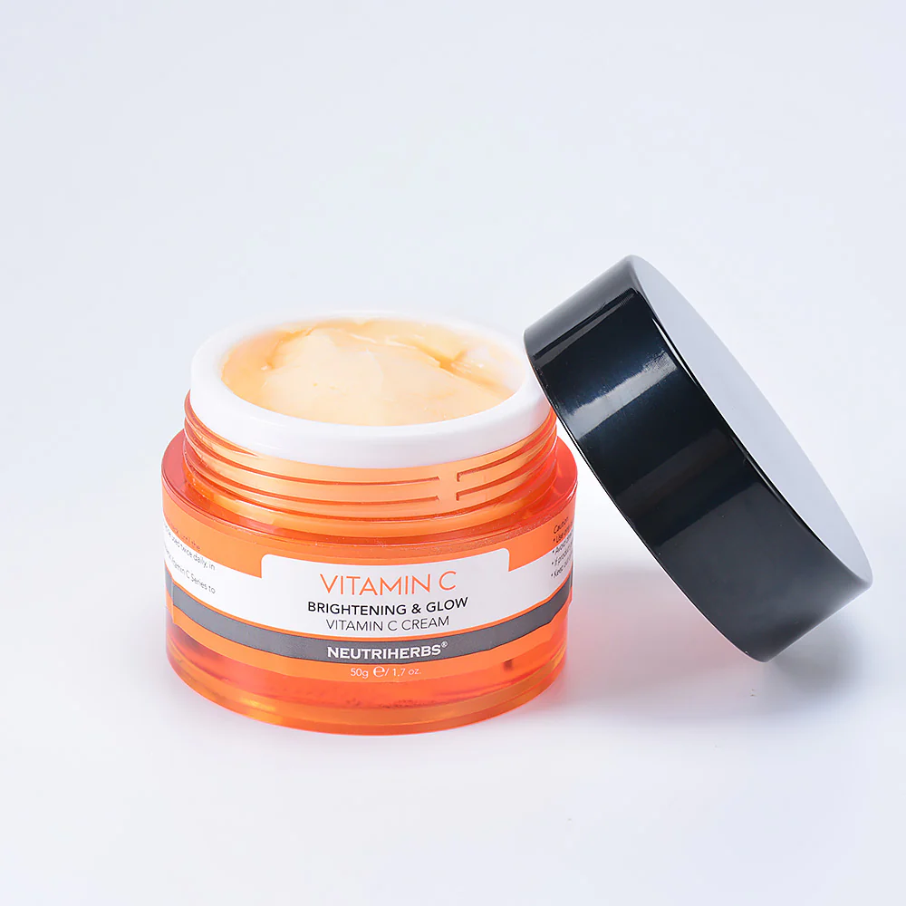 Neutriherbs Vitamin C Brightening & Glow Face Cream - 50g